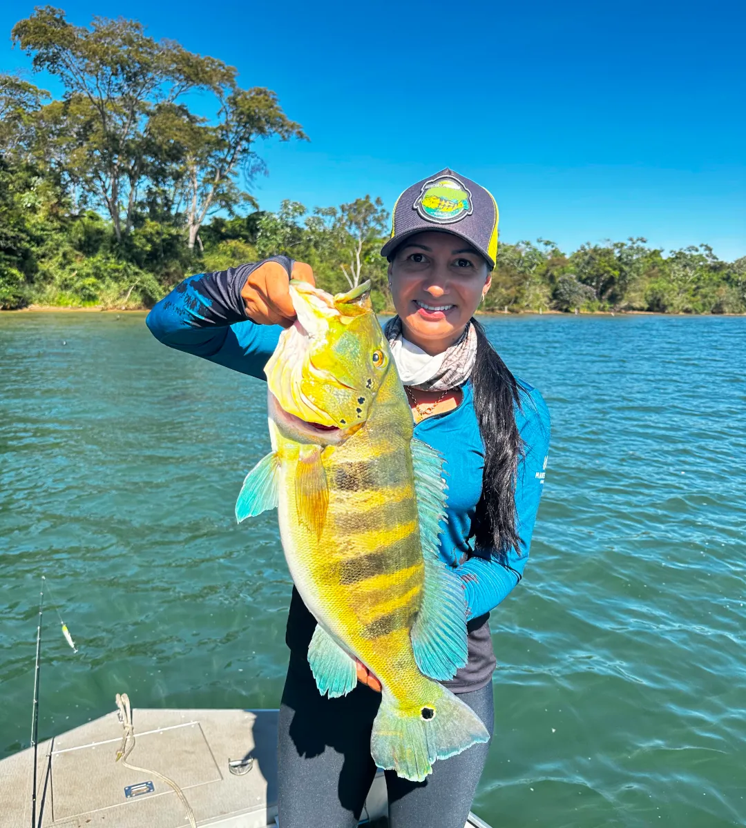 pescaria feminina no rio paraná, mulheres na pesca em panorama são paulo